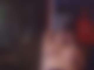 Lona Pounder's Live Sex Cam Show