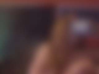 Lona Pounder's Live Sex Cam Show