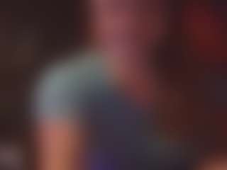 Lona Pounder's Live Sex Cam Show