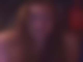 Lona Pounder's Live Sex Cam Show