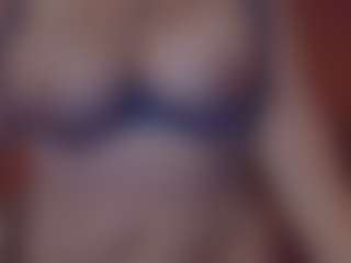 Lona Pounder's Live Sex Cam Show
