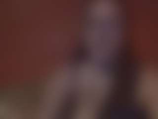 Lona Pounder's Live Sex Cam Show