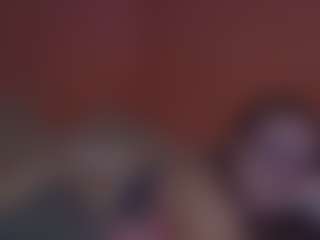 Lona Pounder's Live Sex Cam Show