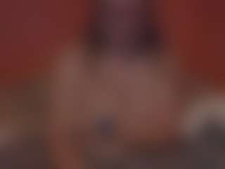 Lona Pounder's Live Sex Cam Show