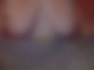 Lona Pounder's Live Sex Cam Show
