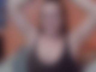 Lona Pounder's Live Sex Cam Show