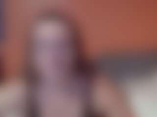 Lona Pounder's Live Sex Cam Show