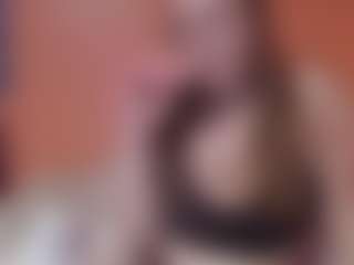 Lona Pounder's Live Sex Cam Show