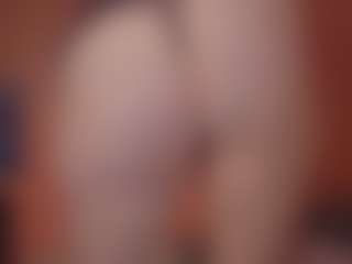 Lona Pounder's Live Sex Cam Show