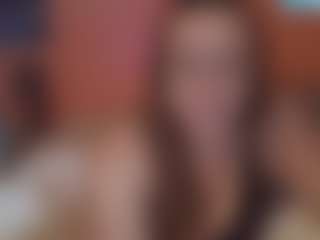 Lona Pounder's Live Sex Cam Show