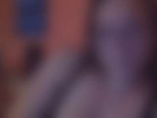 Lona Pounder's Live Sex Cam Show