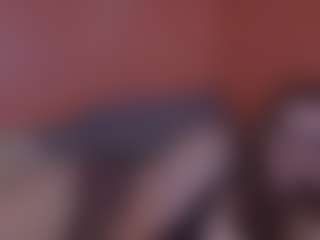 Lona Pounder's Live Sex Cam Show
