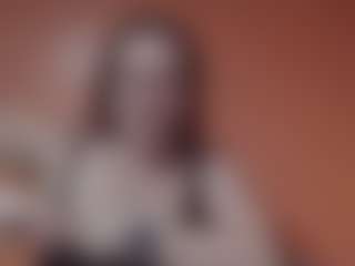 Lona Pounder's Live Sex Cam Show