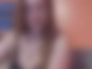 Lona Pounder's Live Sex Cam Show