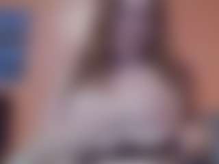 Lona Pounder's Live Sex Cam Show