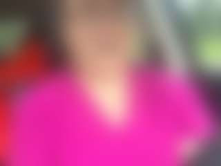Lona Pounder's Live Sex Cam Show