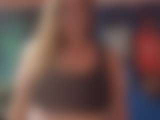 Lona Pounder's Live Sex Cam Show