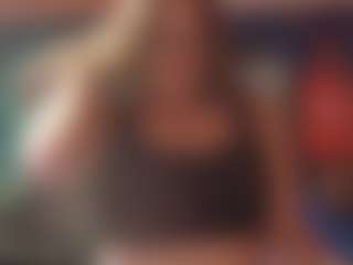 Lona Pounder's Live Sex Cam Show