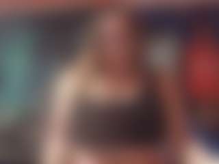 Lona Pounder's Live Sex Cam Show