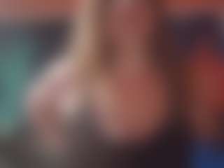 Lona Pounder's Live Sex Cam Show