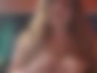 Lona Pounder's Live Sex Cam Show