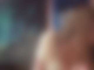 Lona Pounder's Live Sex Cam Show