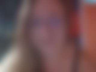 Lona Pounder's Live Sex Cam Show
