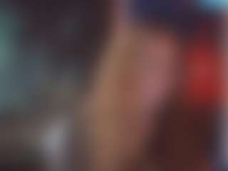Live cam show with Lona Pounder - Big Tits on Livezox