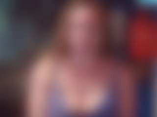 Lona Pounder's Live Sex Cam Show