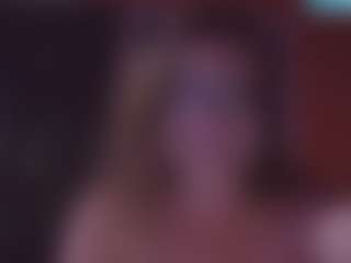 Lona Pounder's Live Sex Cam Show