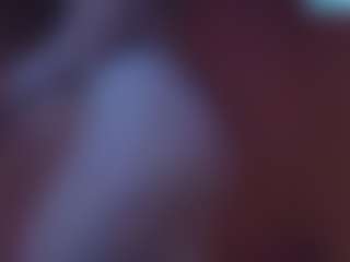 Lona Pounder's Live Sex Cam Show
