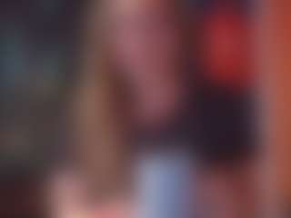 Live cam show with Lona Pounder - Drinking on sexylive.show