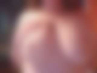 Lona Pounder's Live Sex Cam Show