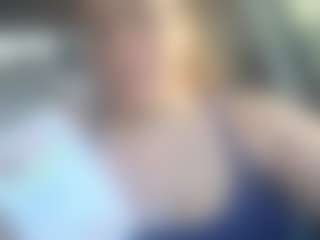 Lona Pounder's Live Sex Cam Show