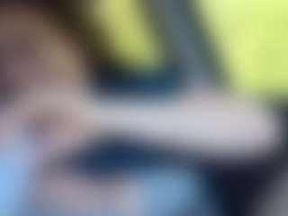 Lona Pounder's Live Sex Cam Show