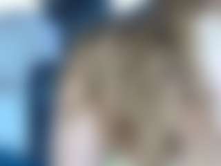Live cam show with Lona Pounder - Pregnant on LiveSexCams6