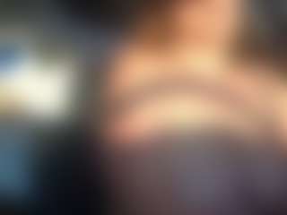 Lona Pounder's Live Sex Cam Show