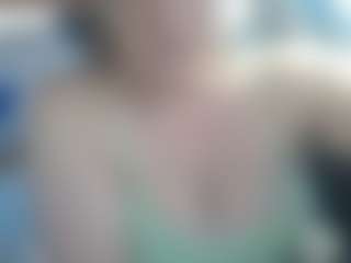 Lona Pounder's Live Sex Cam Show