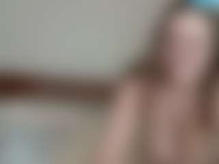 Lona Pounder's Live Sex Cam Show