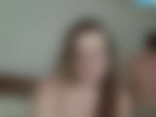 Lona Pounder's Live Sex Cam Show