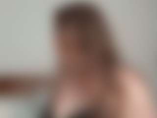 Lona Pounder's Live Sex Cam Show