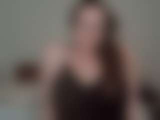 Lona Pounder's Live Sex Cam Show