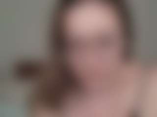 Lona Pounder's Live Sex Cam Show
