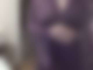 Live cam show with Lona Pounder - Public on WildCum