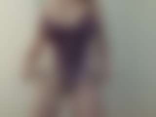 Lona Pounder's Live Sex Cam Show