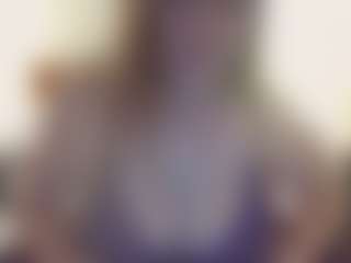 Lona Pounder's Live Sex Cam Show