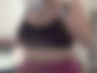 Lona Pounder's Live Sex Cam Show