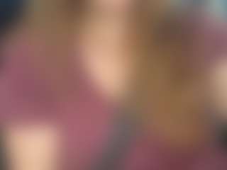 Lona Pounder's Live Sex Cam Show