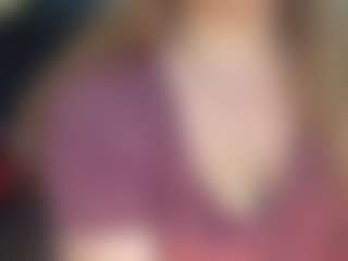Lona Pounder's Live Sex Cam Show