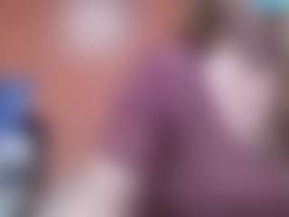 Lona Pounder's Live Sex Cam Show